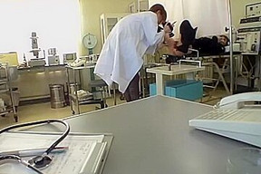 Female Japanese gynecologist fucks her awesome patient