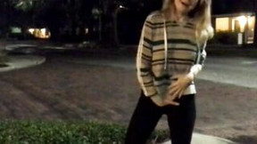 Classic Paulina: Cumming into Leggings