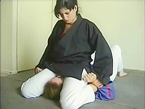 Face sitting in judo