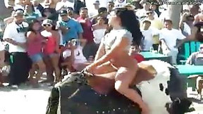 delicious big booty shaked by mechanical bull