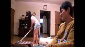 Guy comes to Japanese milf s home