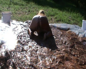 Piss in mud