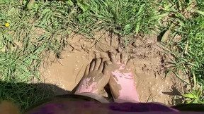 Feet getting nice and messy in mud