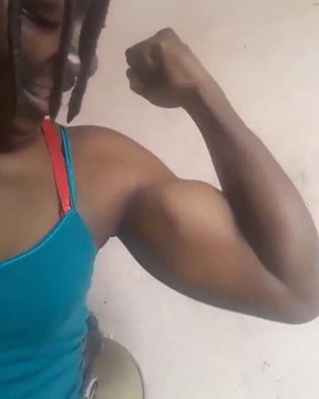 AFRICAN MUSCLE GIRL