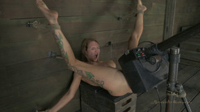 Sexy slave screaming when screwed with gigantic machine