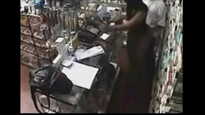 Real ! Employee getting a Blowjob Behind the Counter http://www.clictune.com/id=