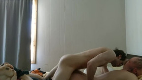 Sensual fucking for this real amateur boyfriend and girlfriend